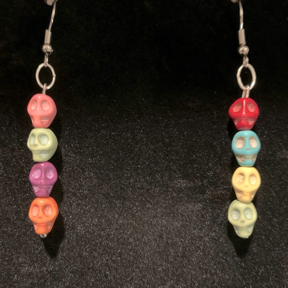 Skull earrings